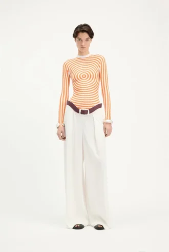 Pantaloni de costum cu croi curbat