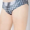 Reeditare – chiloți de baie cu buline alb-negru Reeditare – chiloți de baie cu buline alb-negru