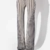 Reeditare – Pantaloni albastri marin cu efect Body Morph